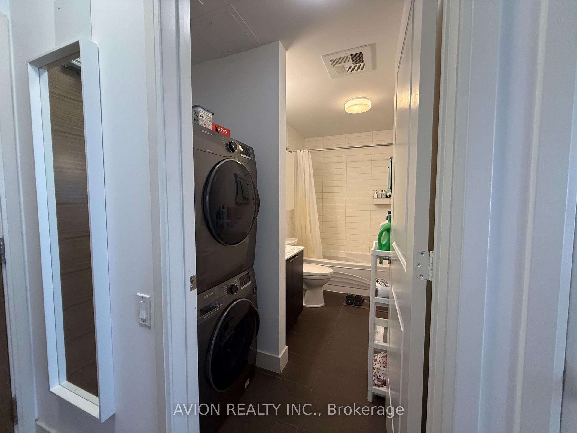 Photo 12 of Unit 2411, 23 Sheppard Avenue E, North York, Willowdale East — HOMEH