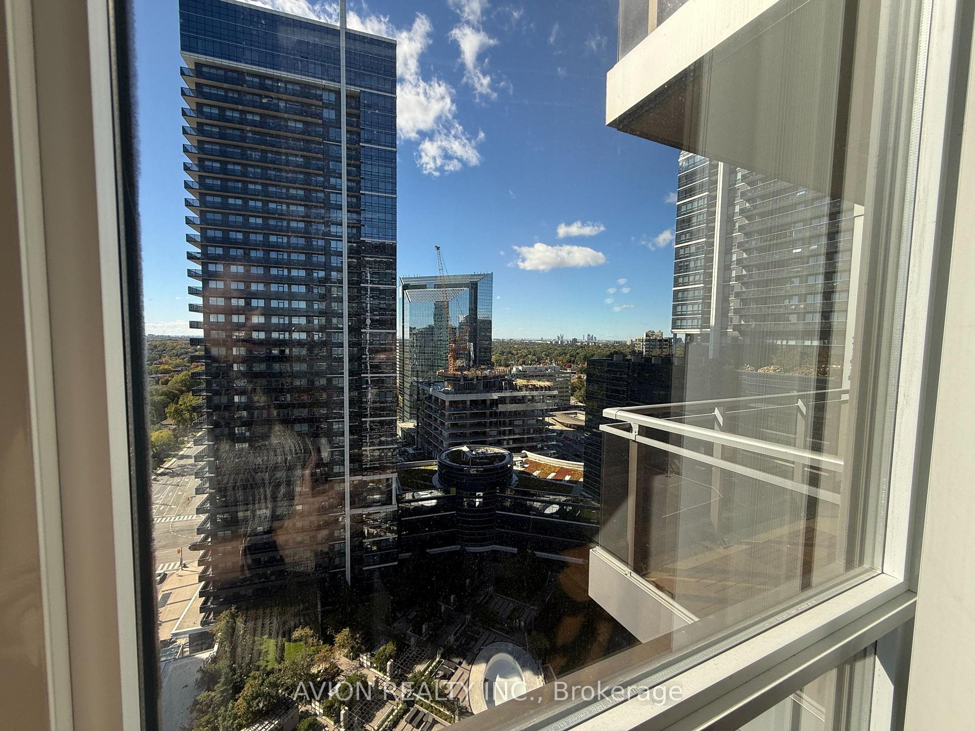 Photo 13 of Unit 2411, 23 Sheppard Avenue E, North York, Willowdale East — HOMEH