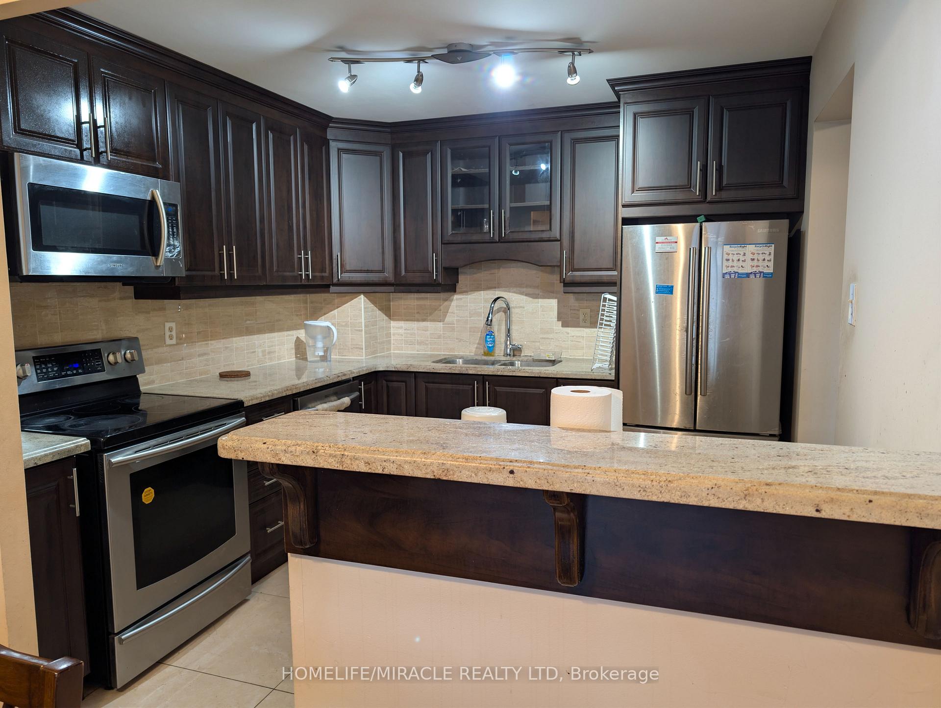 Photo of Unit 214, 115 Hillcrest Avenue