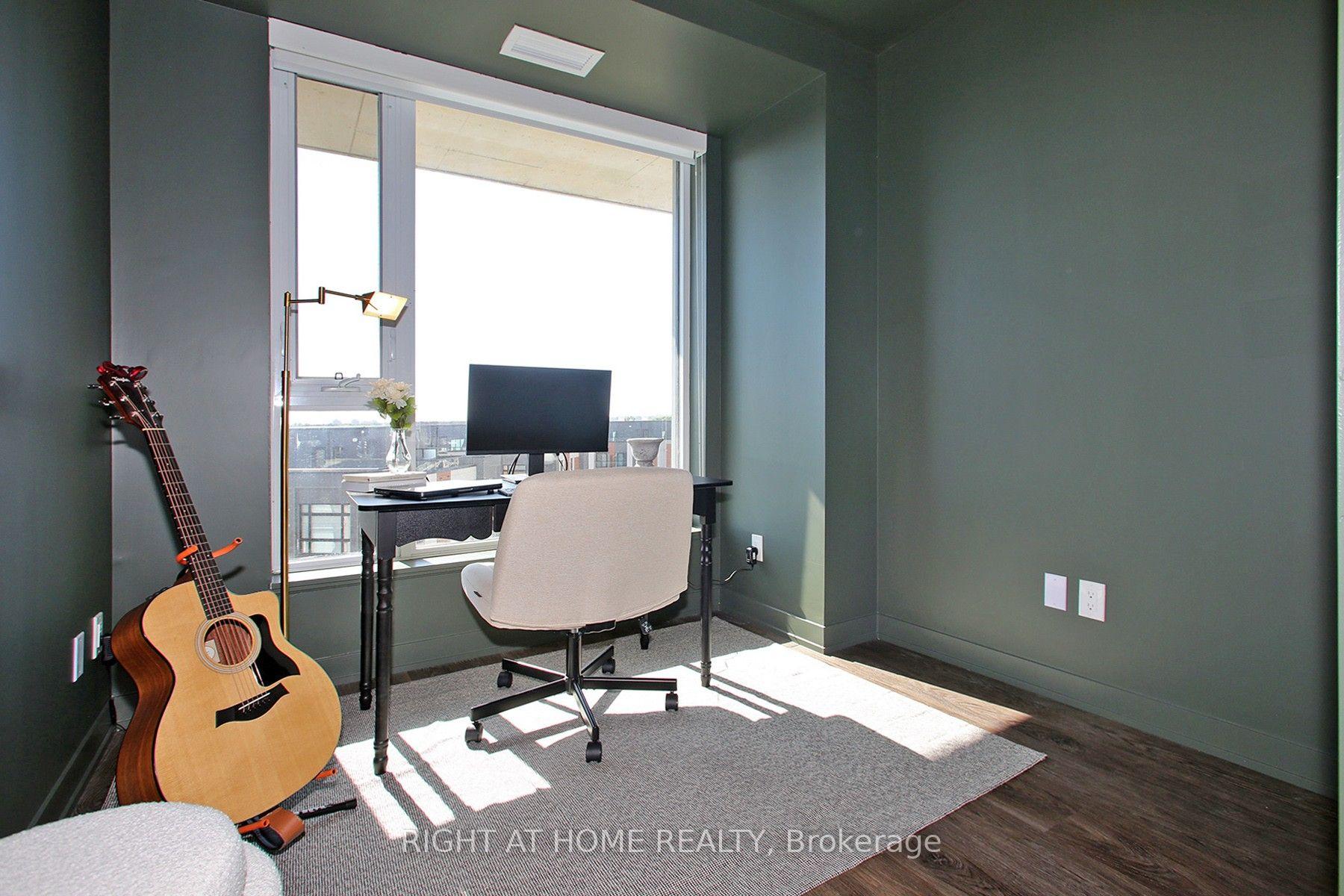 Photo 12 of Unit 513, 6 David Eyer Road, Richmond Hill, Rural Richmond Hill — HOMEH