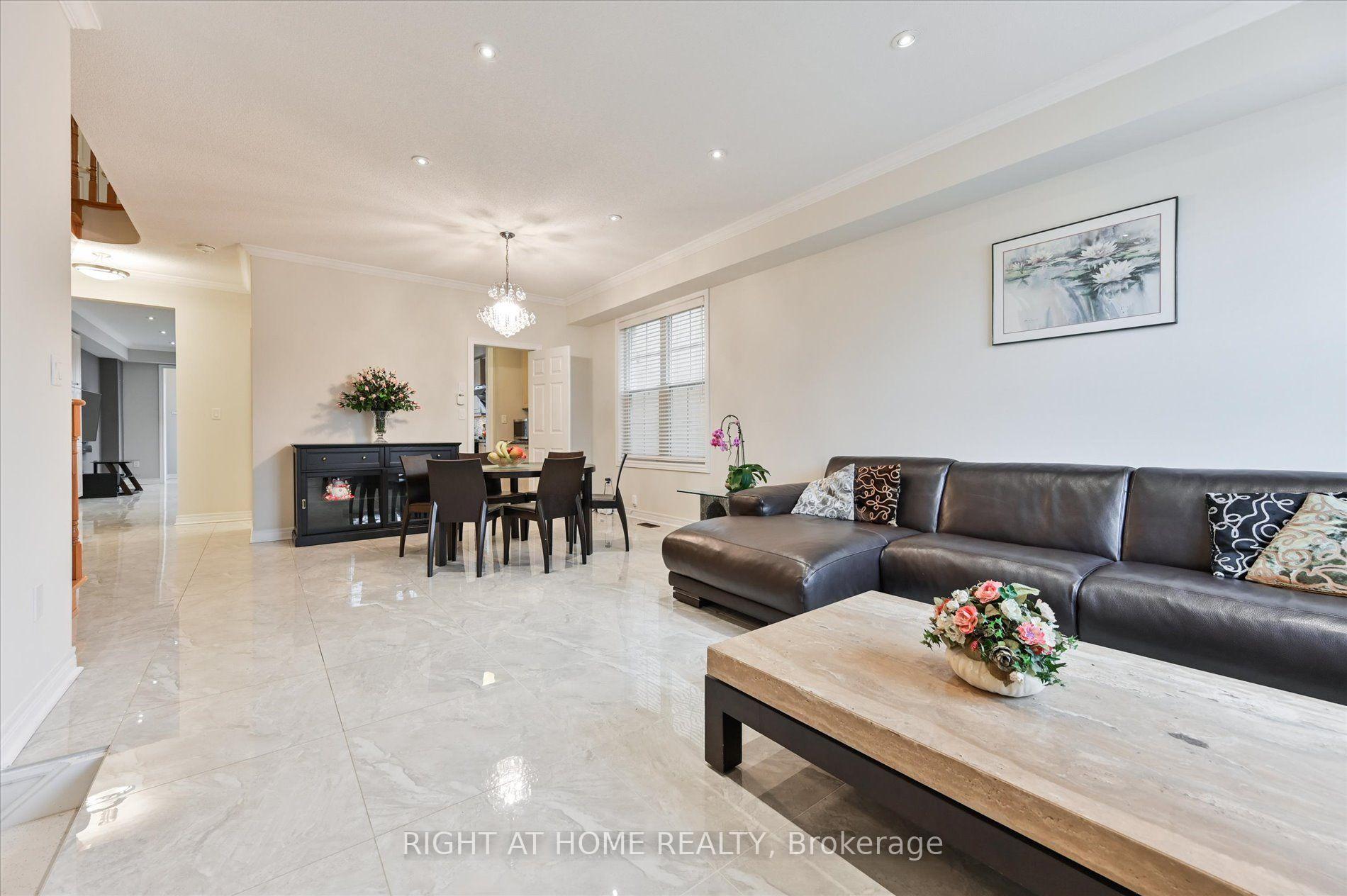 Photo 4 of 10490 Victoria Square Boulevard, Markham, Cathedraltown — HOMEH