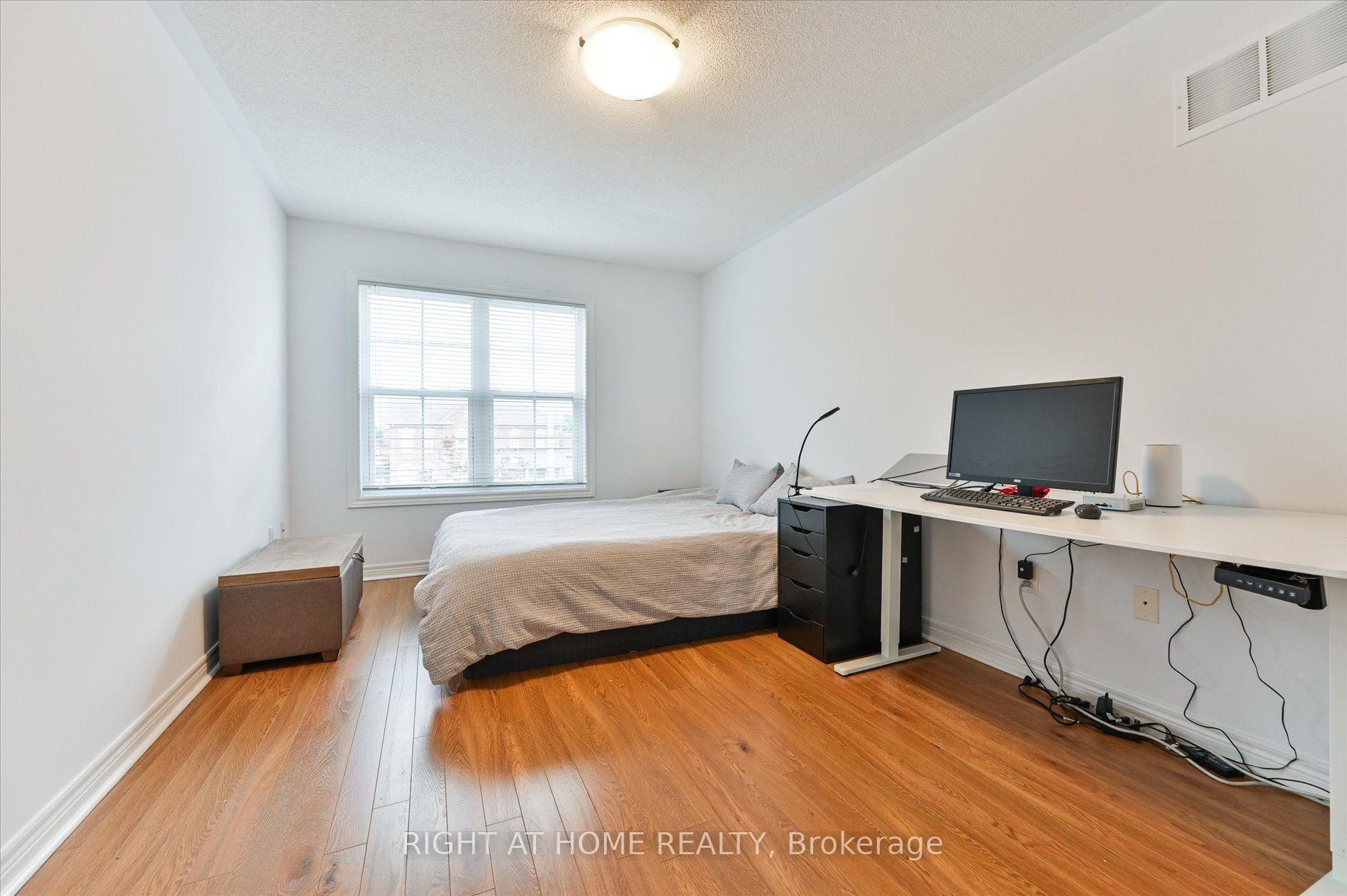 Photo 18 of 10490 Victoria Square Boulevard, Markham, Cathedraltown — HOMEH