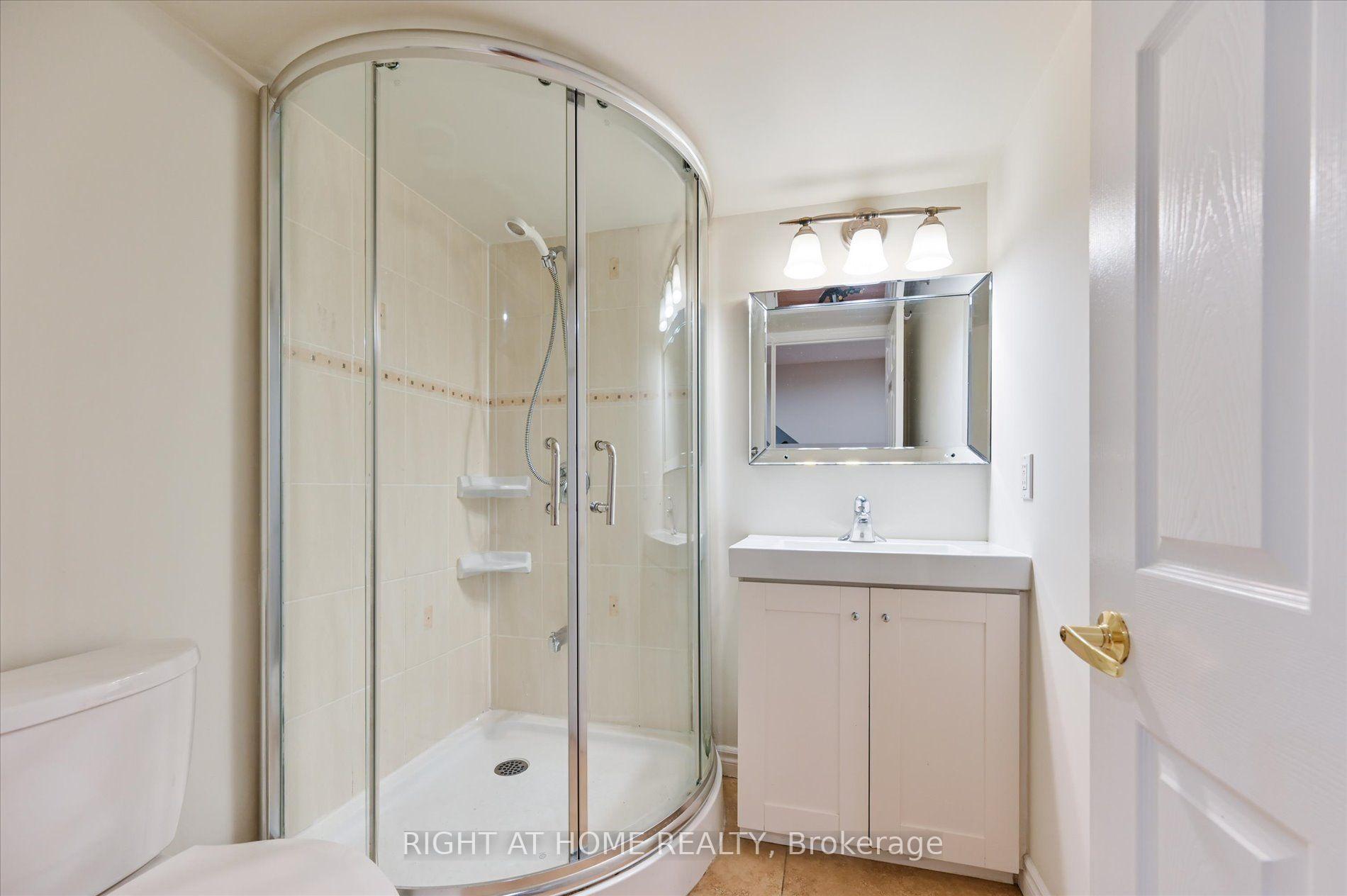 Photo 23 of 10490 Victoria Square Boulevard, Markham, Cathedraltown — HOMEH
