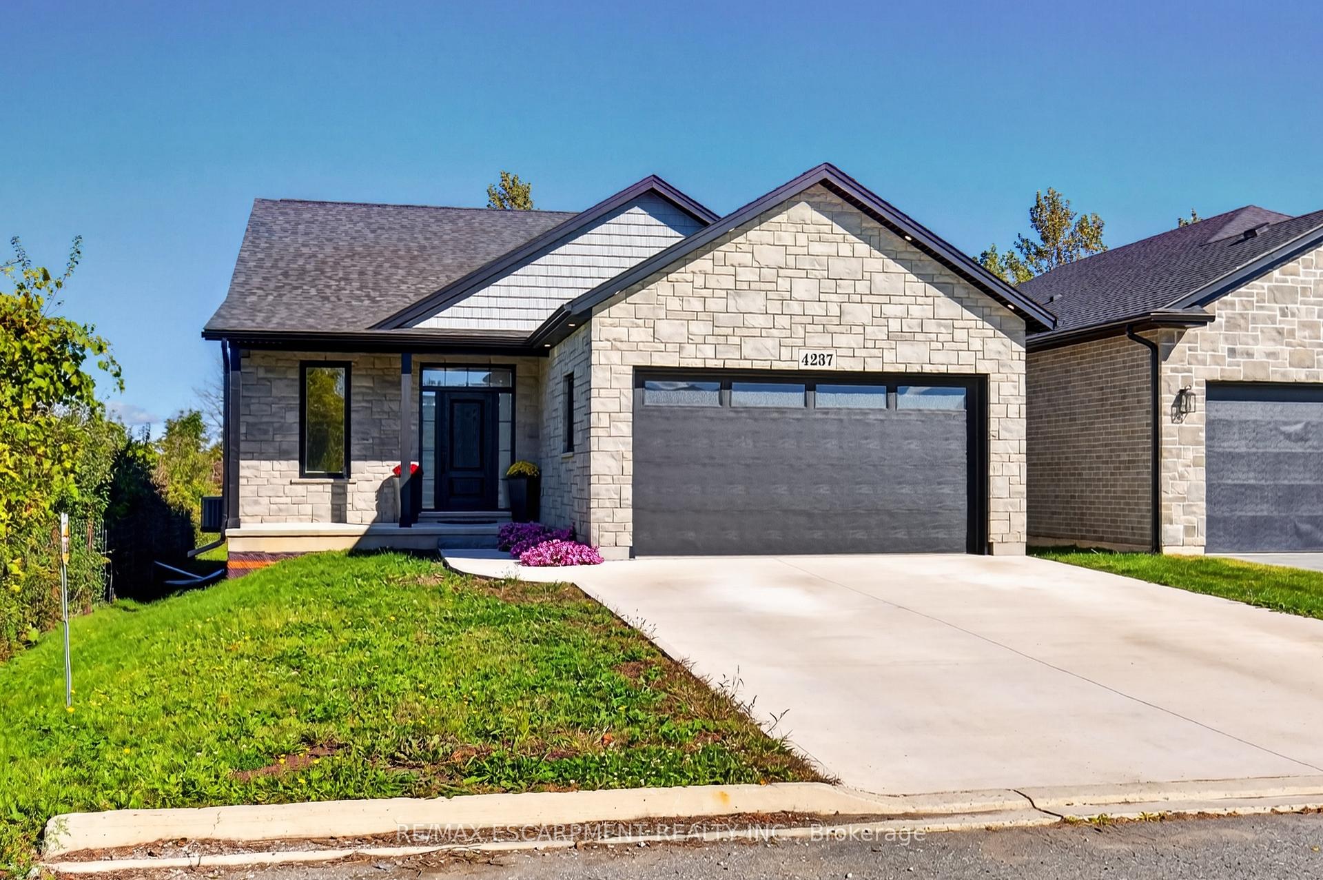 Photo of 4237 Manson Lane