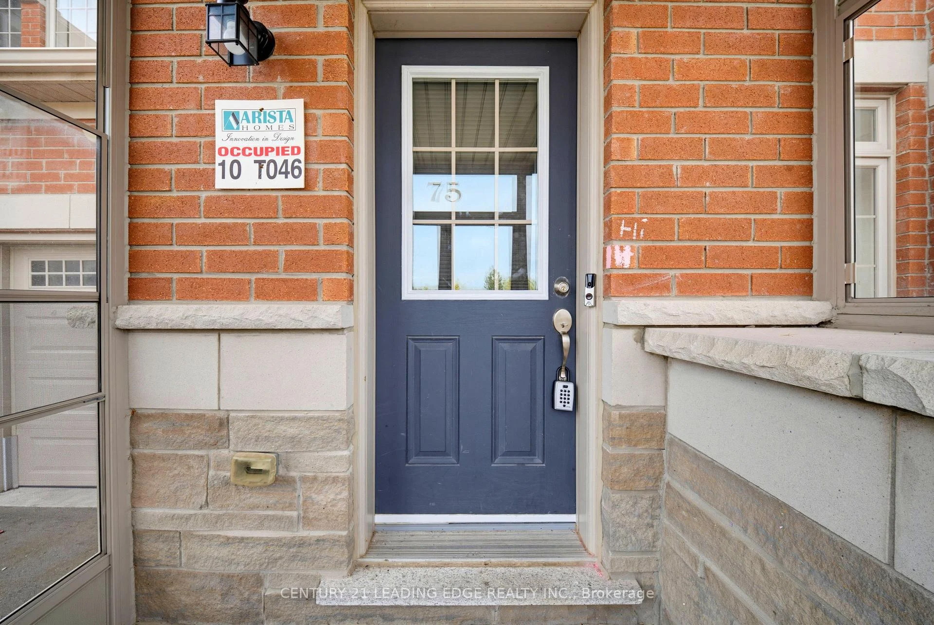 Photo 4 of 75 Decast Crescent, Markham, Box Grove — HOMEH