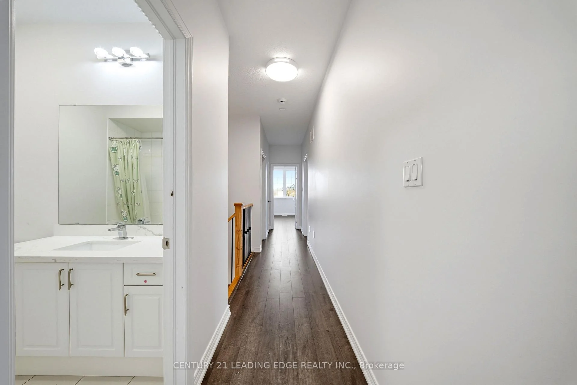 Photo 29 of 75 Decast Crescent, Markham, Box Grove — HOMEH