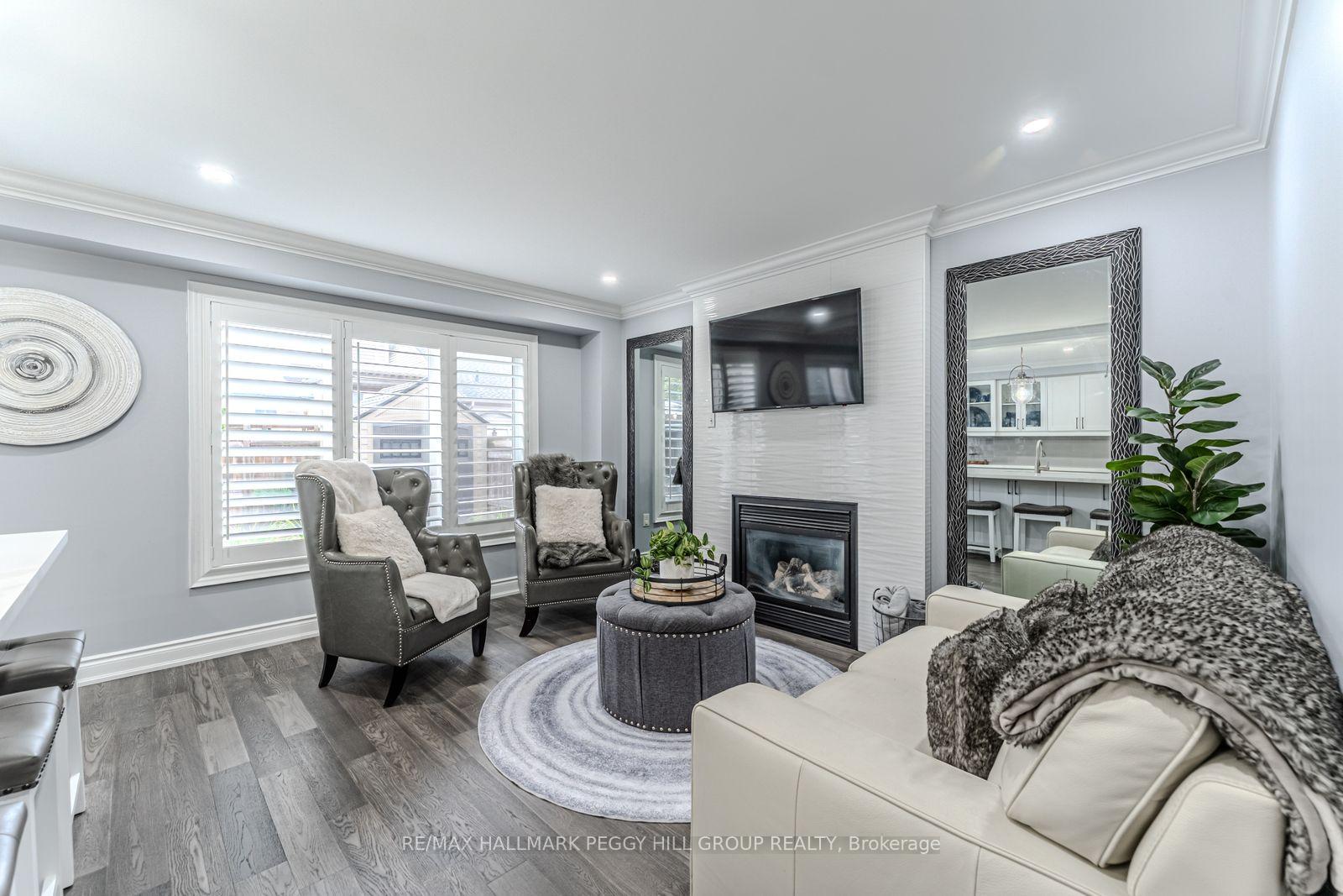 Photo 4 of 170 Thrushwood Drive, Barrie, 400 West — HOMEH