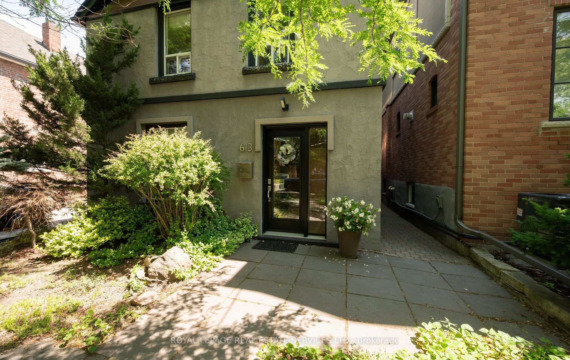 Photo 3 of 613 Beresford Avenue, Toronto, Runnymede-Bloor West Village — HOMEH