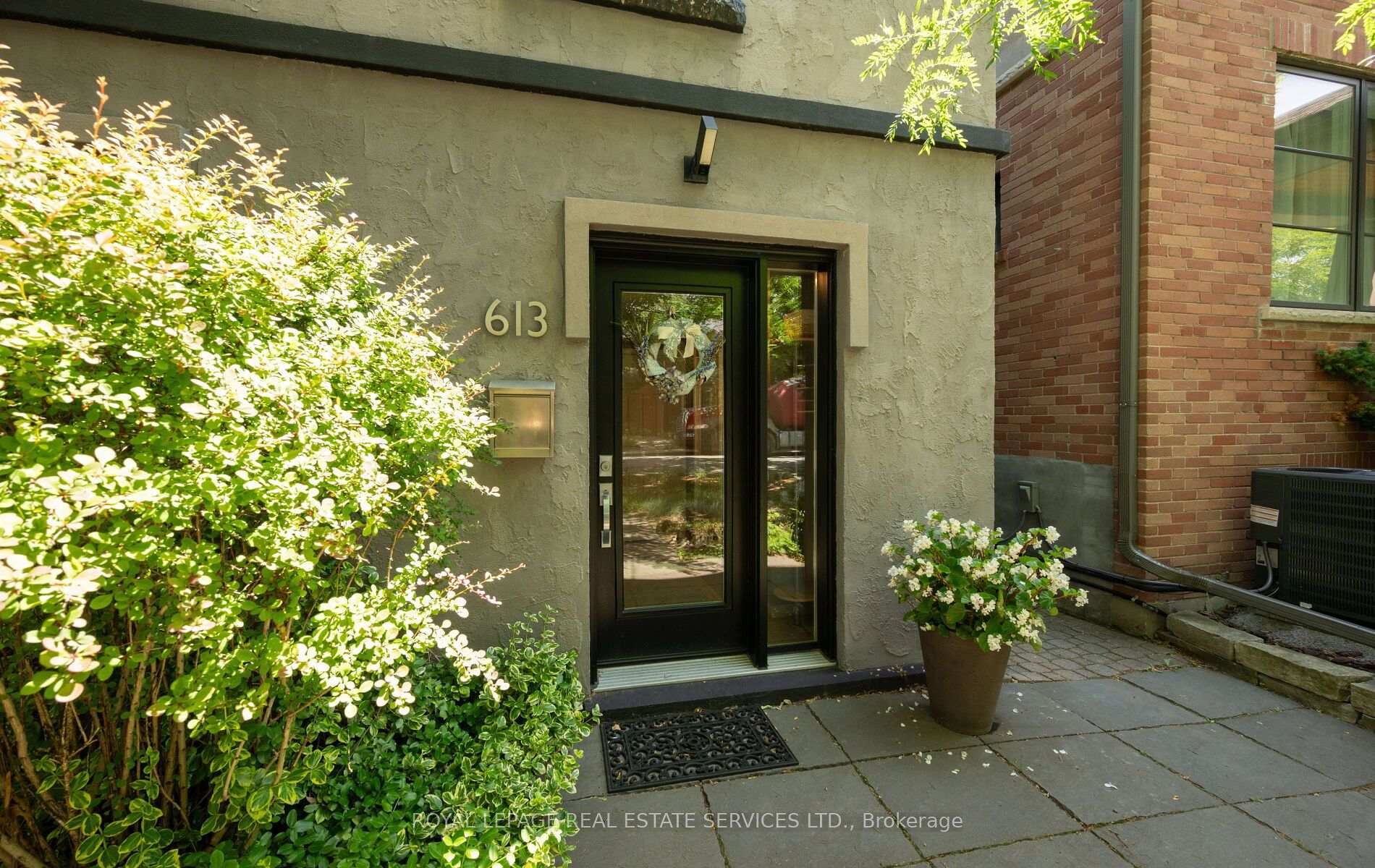 Photo 4 of 613 Beresford Avenue, Toronto, Runnymede-Bloor West Village — HOMEH