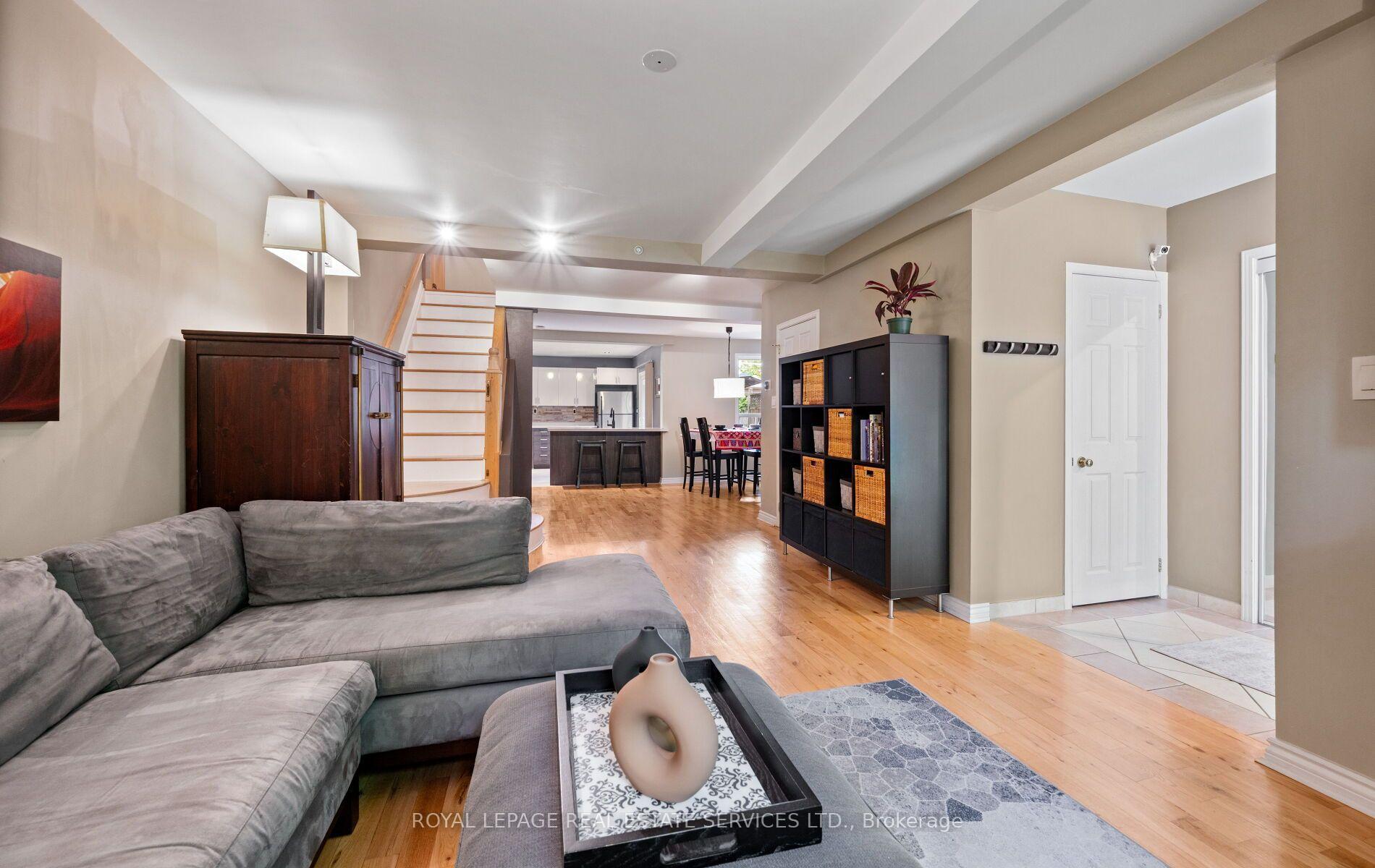Photo 11 of 613 Beresford Avenue, Toronto, Runnymede-Bloor West Village — HOMEH