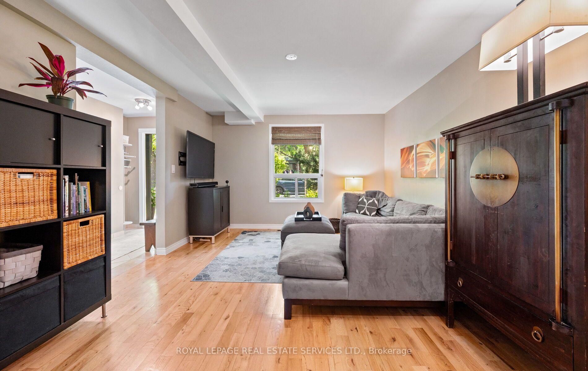 Photo 12 of 613 Beresford Avenue, Toronto, Runnymede-Bloor West Village — HOMEH