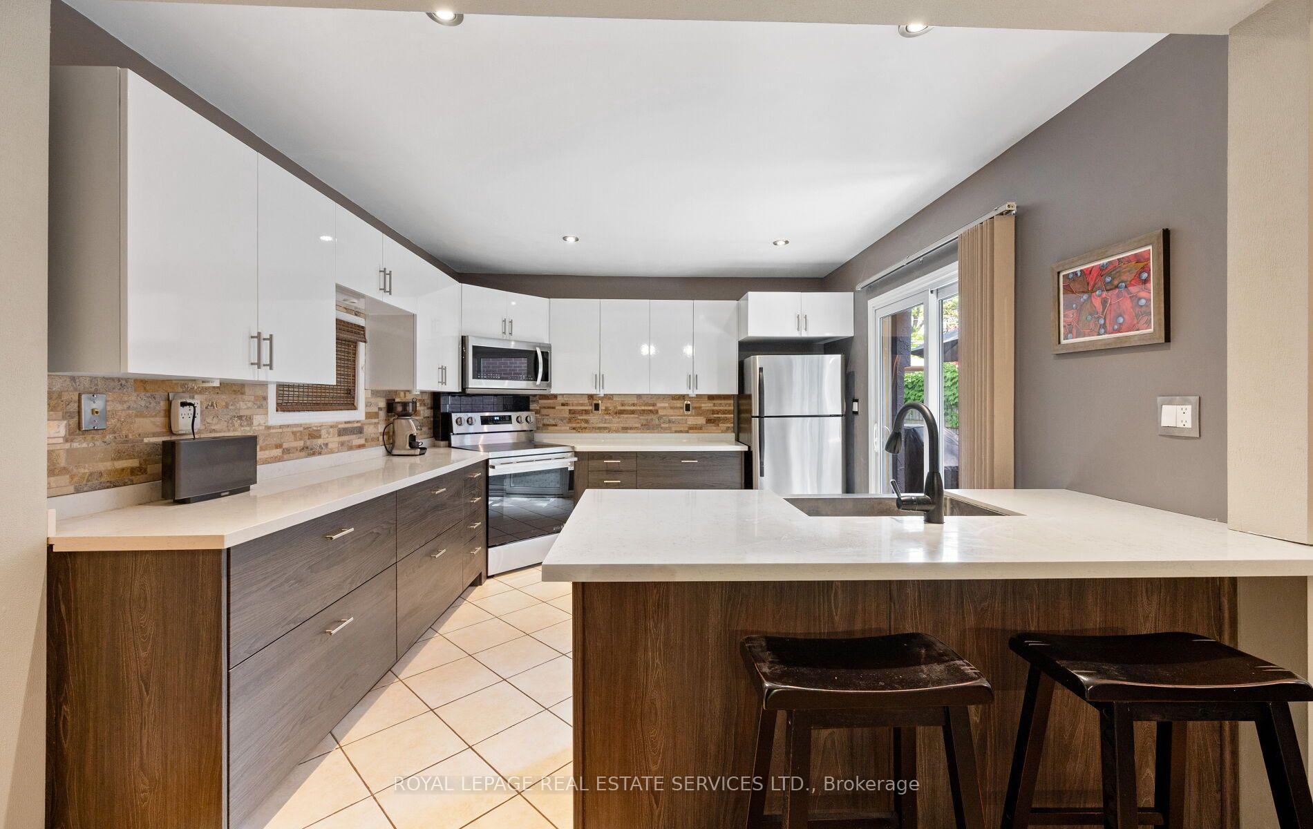 Photo 17 of 613 Beresford Avenue, Toronto, Runnymede-Bloor West Village — HOMEH