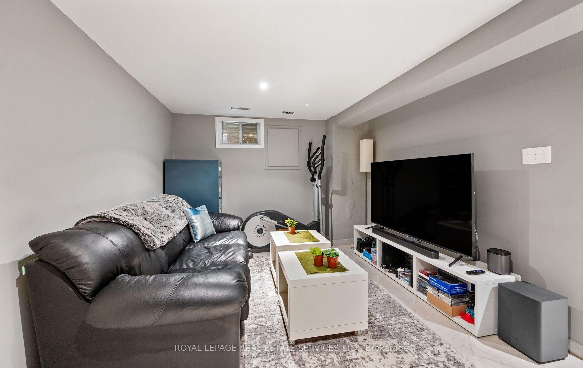 Photo 32 of 613 Beresford Avenue, Toronto, Runnymede-Bloor West Village — HOMEH