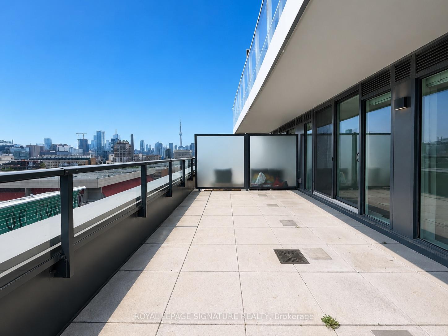 Photo 6 of Unit 1005, 664 Spadina Avenue, Toronto, University — HOMEH