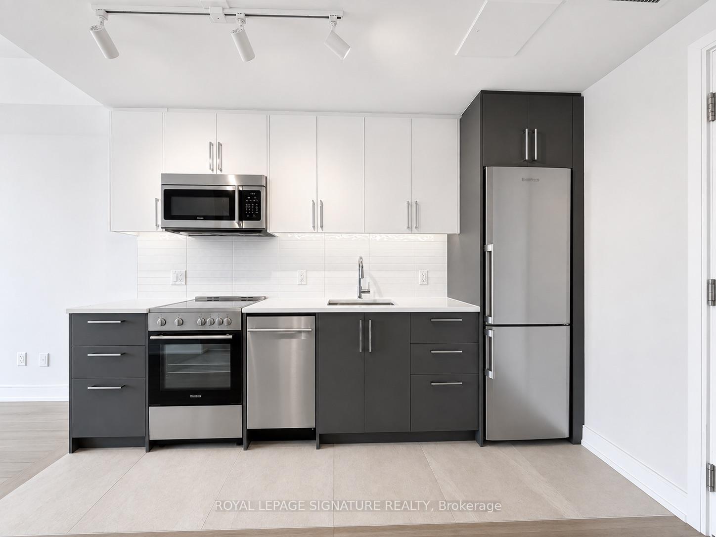 Photo 8 of Unit 1005, 664 Spadina Avenue, Toronto, University — HOMEH
