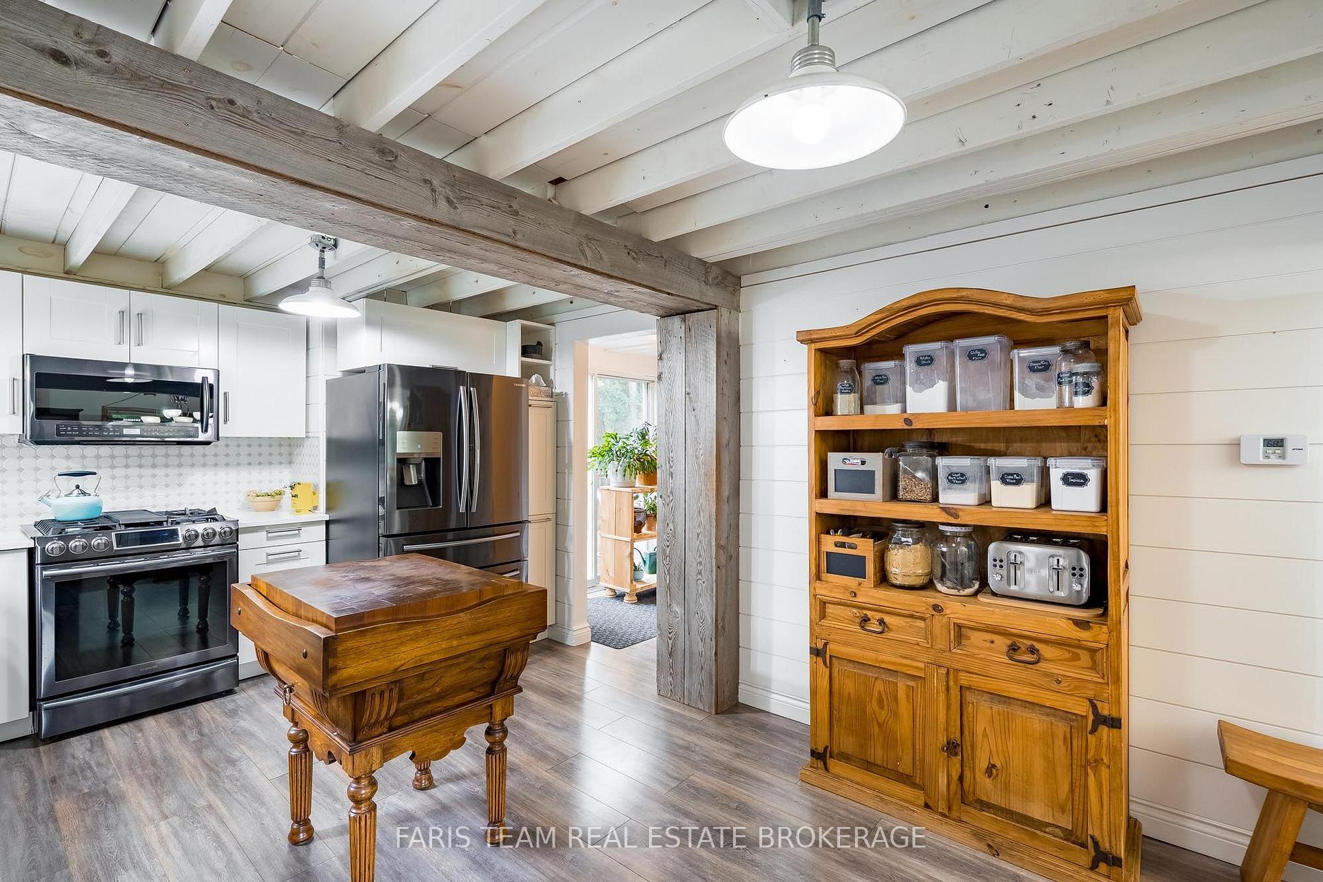 Photo 5 of 172 Albin Road, Tay, Waubaushene — HOMEH