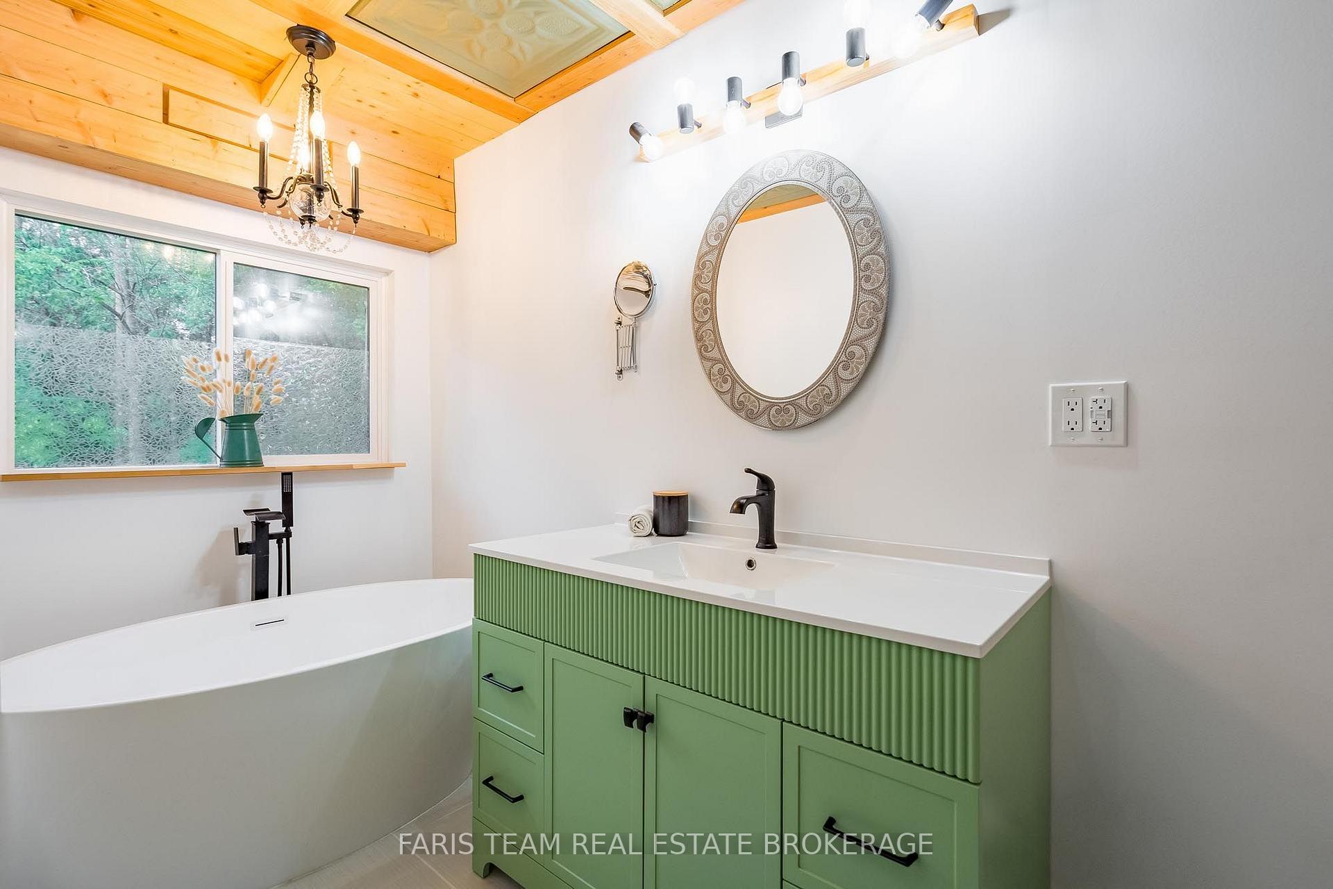 Photo 18 of 172 Albin Road, Tay, Waubaushene — HOMEH