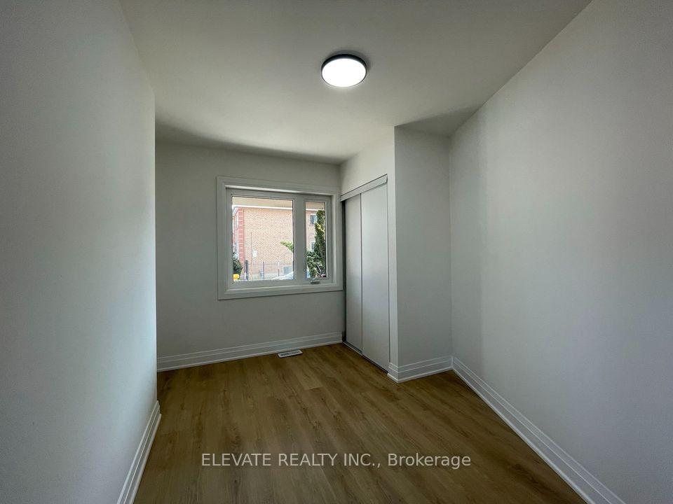 Photo 10 of 38 Lightbourn Avenue, Toronto, Dovercourt-Wallace Emerson-Junction — HOMEH
