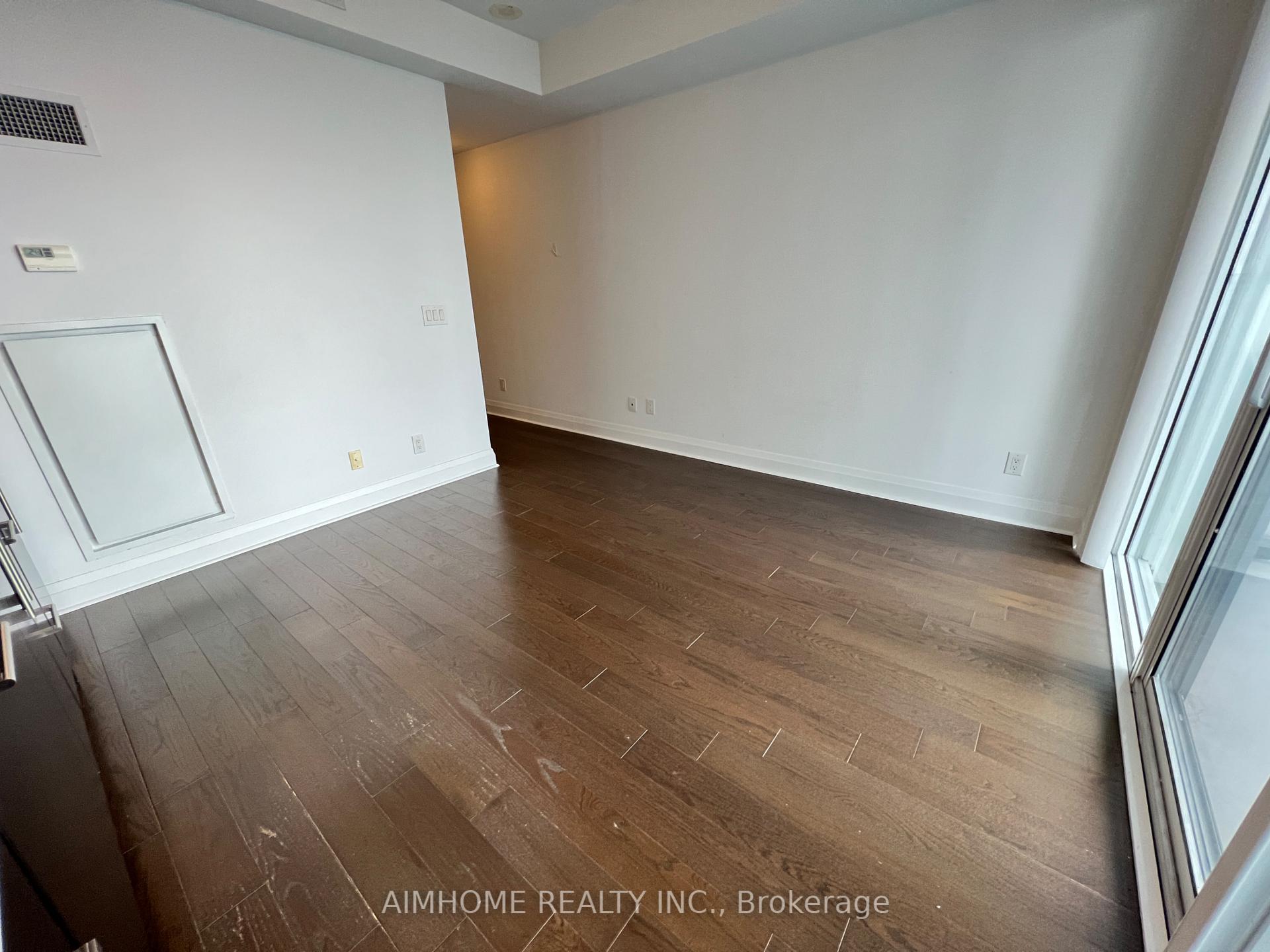 Photo 4 of Unit 4207, 1080 Bay Street, Toronto, Bay Street Corridor — HOMEH