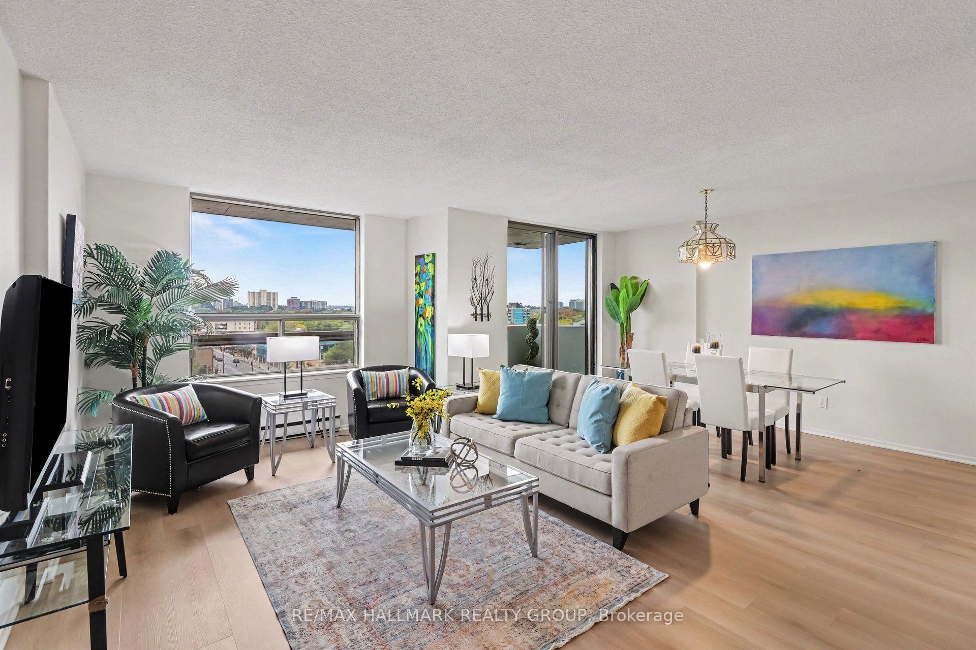 Photo of Unit 902, 200 Lafontaine Avenue
