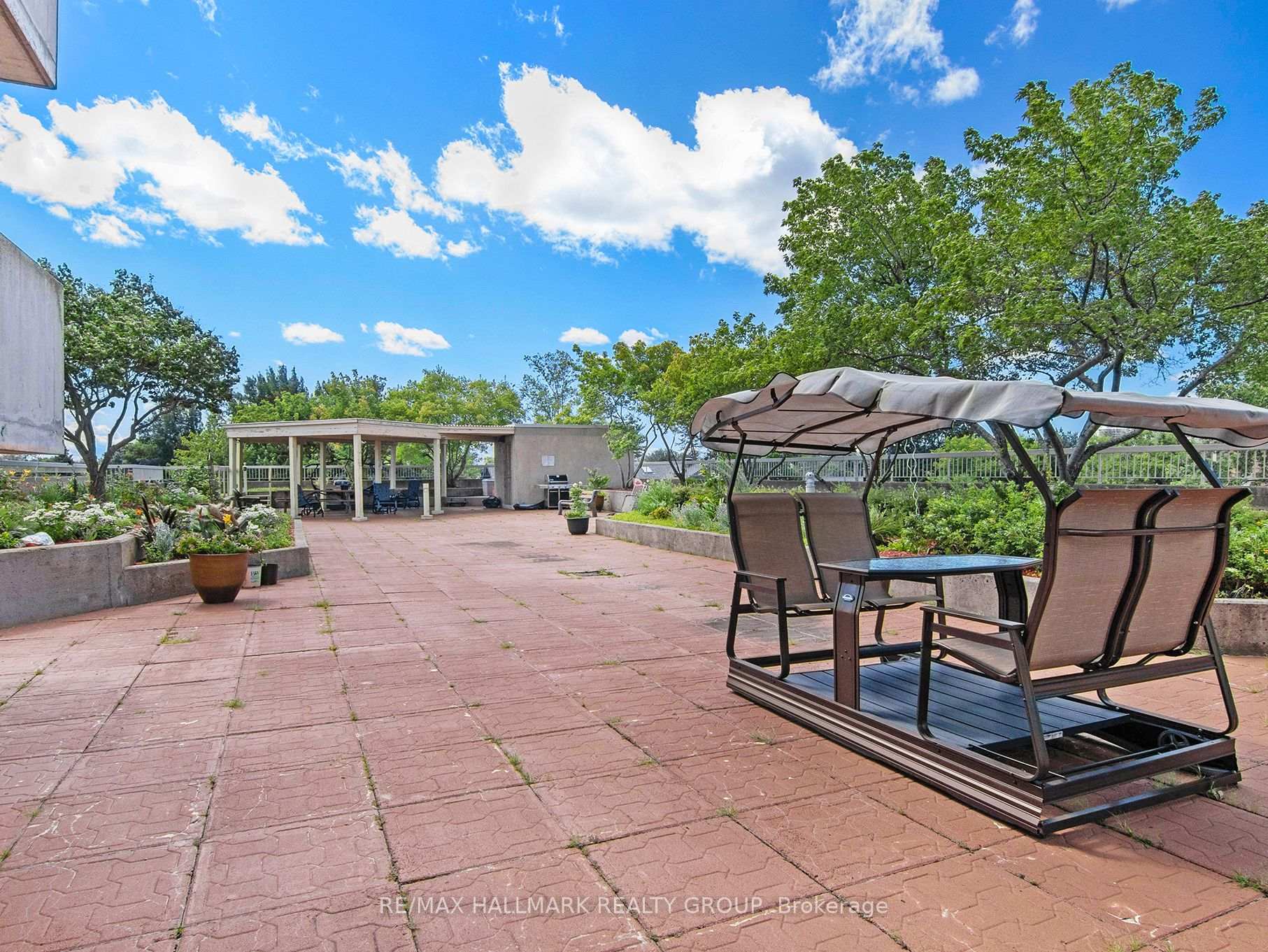 Photo 34 of Unit 902, 200 Lafontaine Avenue, Ottawa, Vanier — HOMEH
