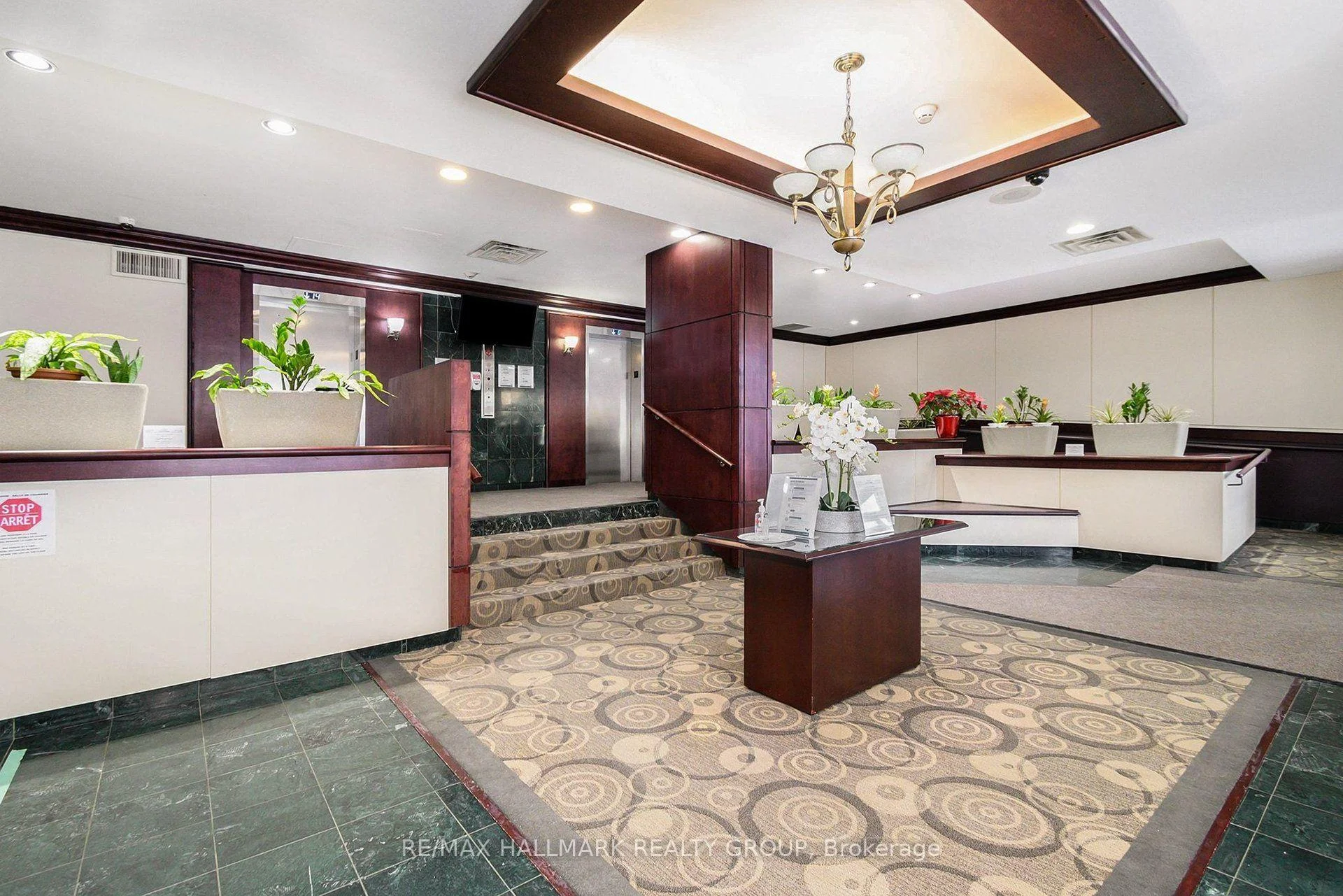 Photo 31 of Unit 902, 200 Lafontaine Avenue, Ottawa, Vanier — HOMEH