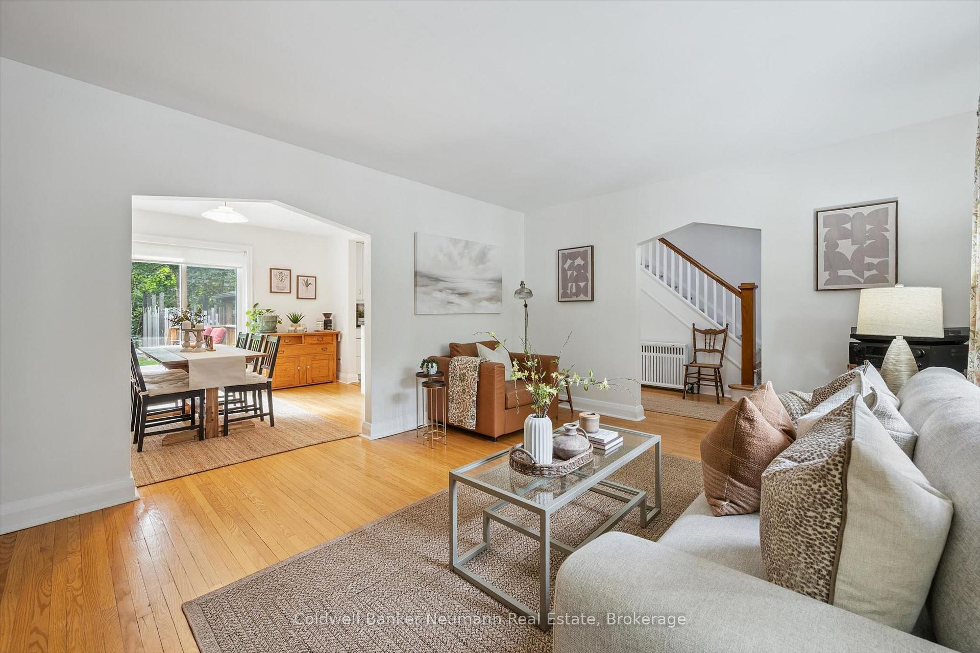 Photo 6 of 68 Albert Street, Guelph, Dovercliffe Park/Old University — HOMEH