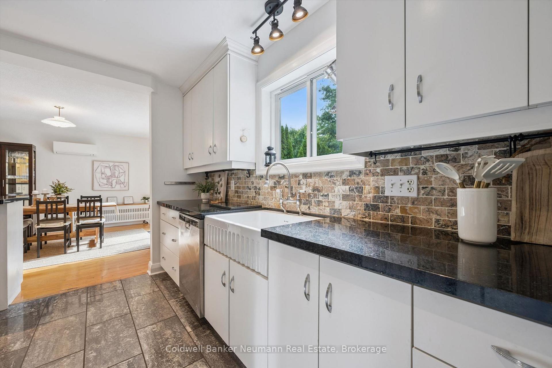 Photo 9 of 68 Albert Street, Guelph, Dovercliffe Park/Old University — HOMEH