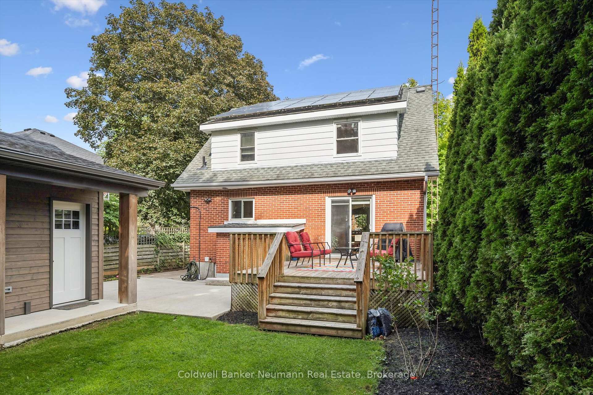 Photo 35 of 68 Albert Street, Guelph, Dovercliffe Park/Old University — HOMEH