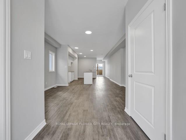 Photo 9 of 59 Superior Street, Welland, Dain City — HOMEH