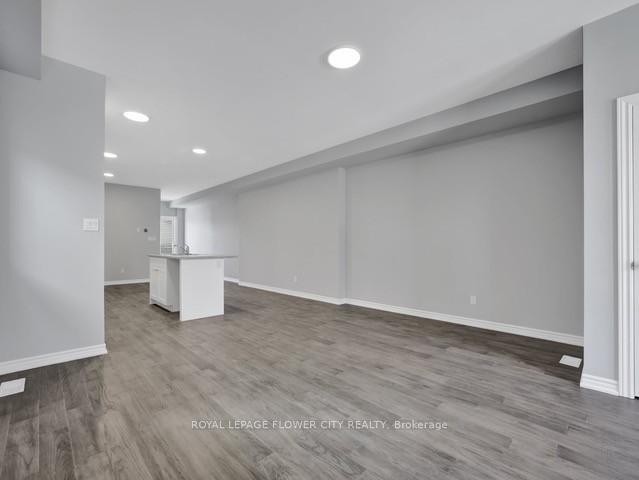 Photo 10 of 59 Superior Street, Welland, Dain City — HOMEH