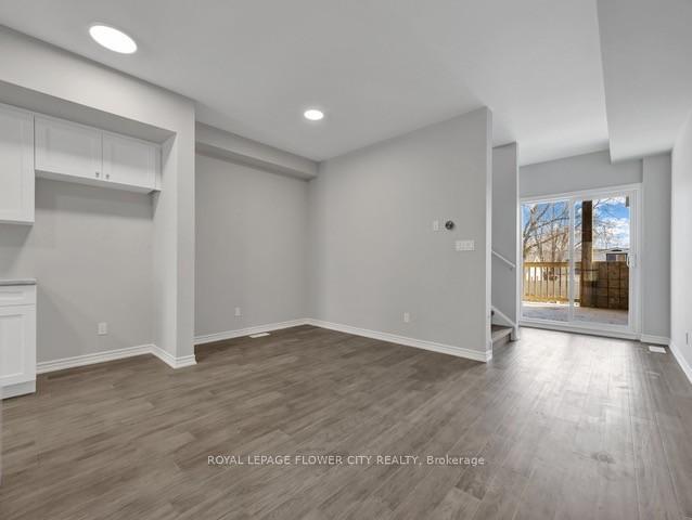 Photo 13 of 59 Superior Street, Welland, Dain City — HOMEH