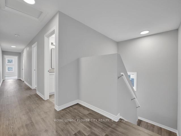 Photo 21 of 59 Superior Street, Welland, Dain City — HOMEH