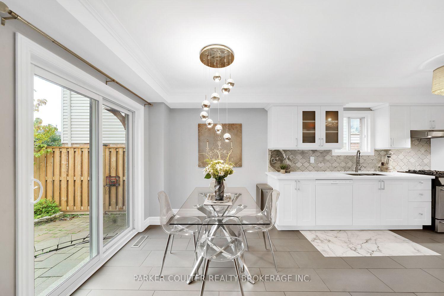 Photo 8 of 22 Athabaska Road, Barrie, Holly — HOMEH