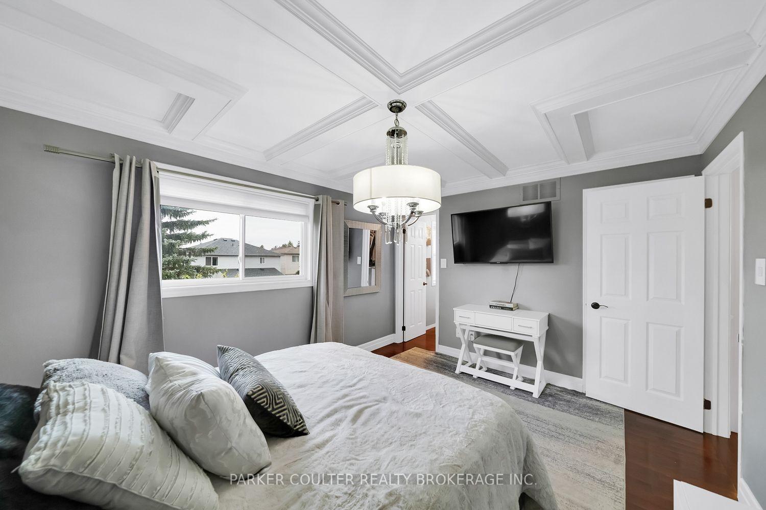 Photo 19 of 22 Athabaska Road, Barrie, Holly — HOMEH