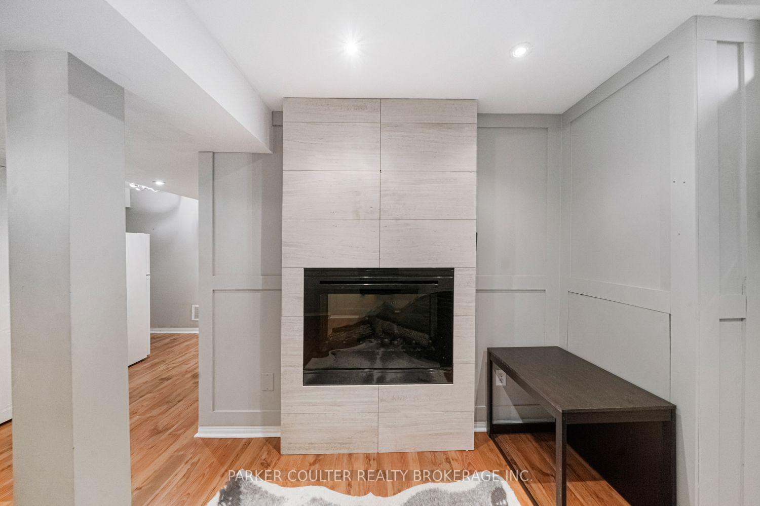Photo 29 of 22 Athabaska Road, Barrie, Holly — HOMEH