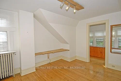 Photo 36 of 124 Baldwin Street, Toronto, Kensington-Chinatown — HOMEH