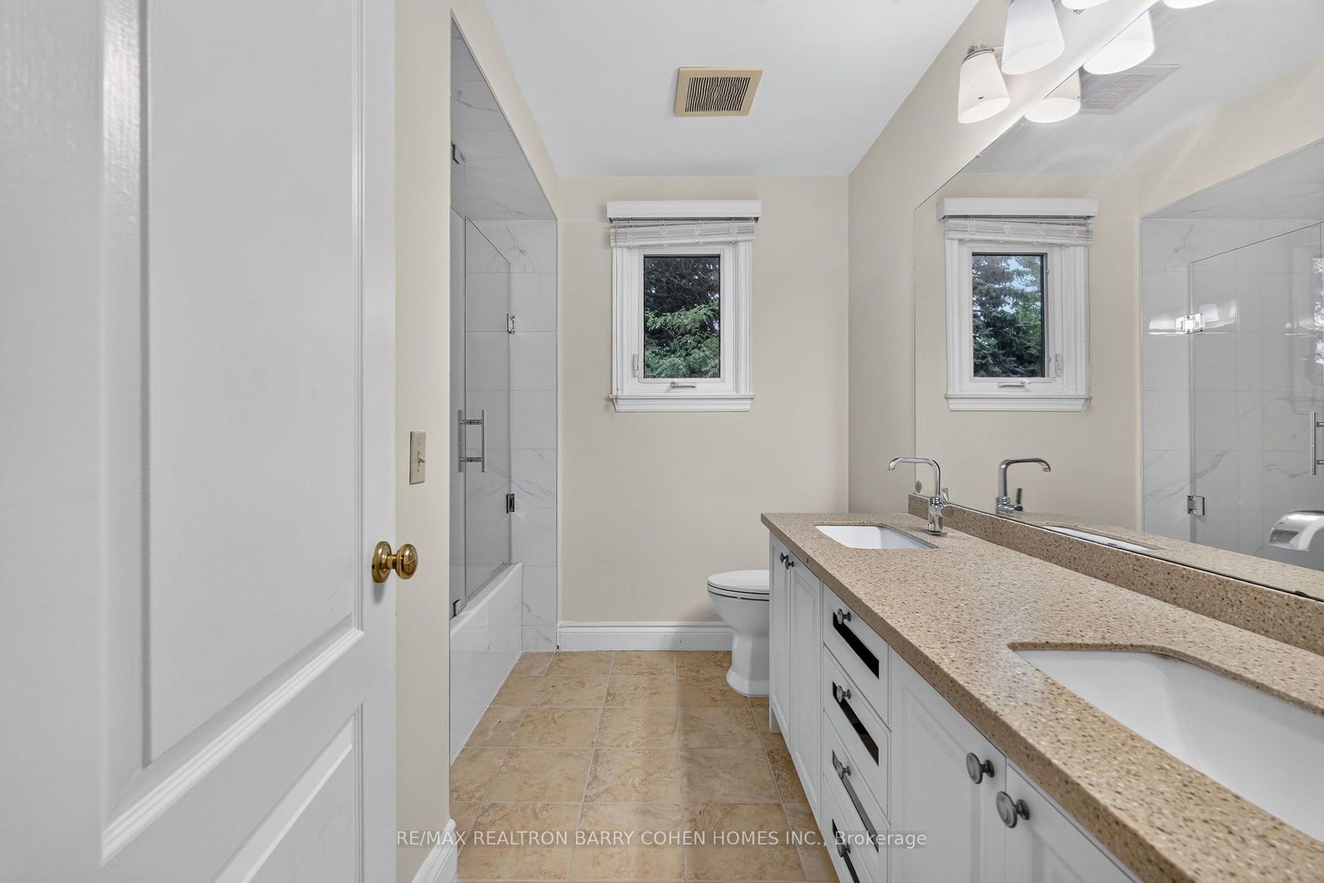 Photo 14 of 50 Oakhurst Drive, Vaughan, Beverley Glen — HOMEH