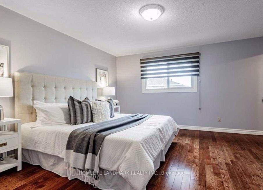 Photo 9 of 49 Chelwood Drive, Vaughan, Brownridge — HOMEH