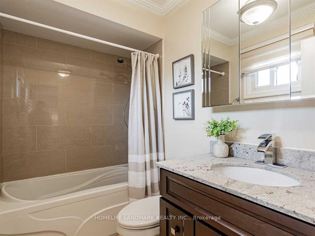 Photo 12 of 49 Chelwood Drive, Vaughan, Brownridge — HOMEH