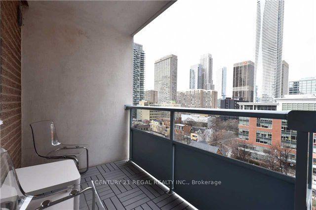 Photo 6 of Unit 1107, 30 Gloucester Street, Toronto, Church-Yonge Corridor — HOMEH