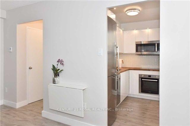 Photo 12 of Unit 1107, 30 Gloucester Street, Toronto, Church-Yonge Corridor — HOMEH