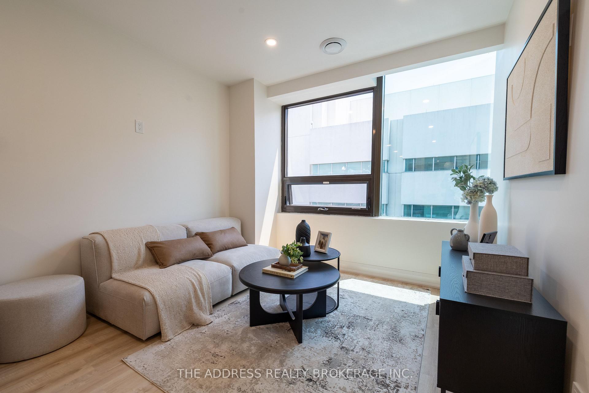 Photo 7 of Unit 409, 40 King Street W, Oshawa, Central — HOMEH