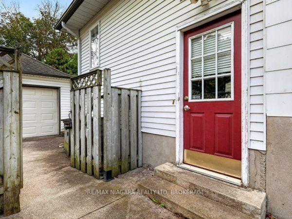 Photo 19 of 4758 Ryerson Crescent, Niagara Falls, Downtown — HOMEH