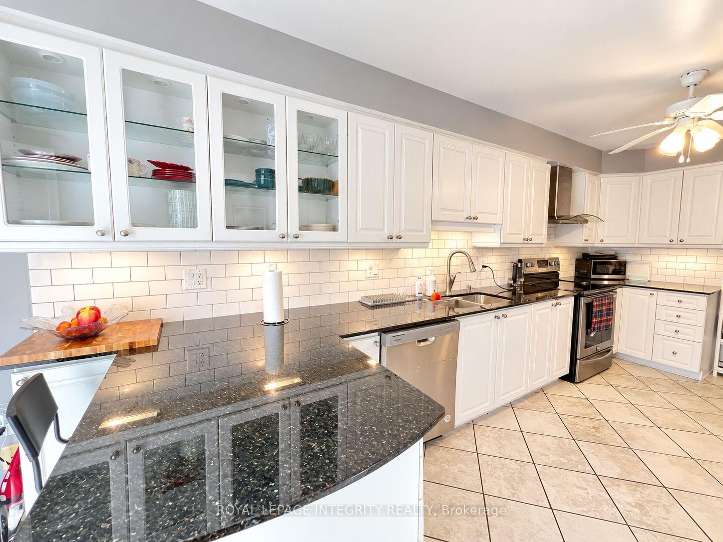 Photo 9 of 38 Redpath Drive, Ottawa, Barrhaven East — HOMEH