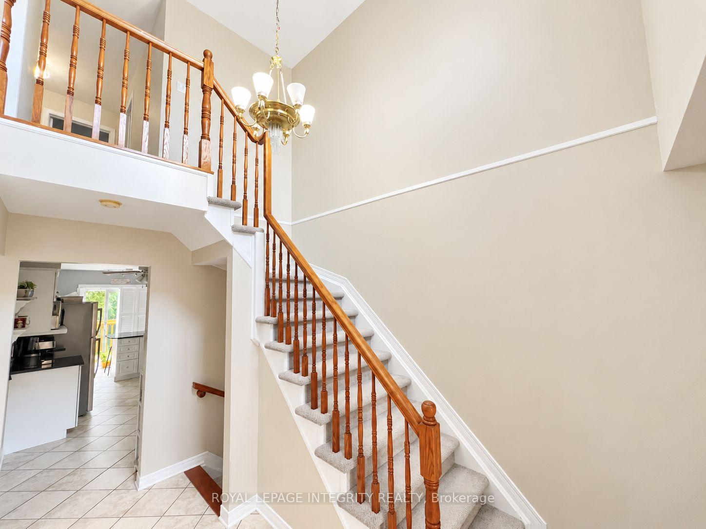 Photo 11 of 38 Redpath Drive, Ottawa, Barrhaven East — HOMEH