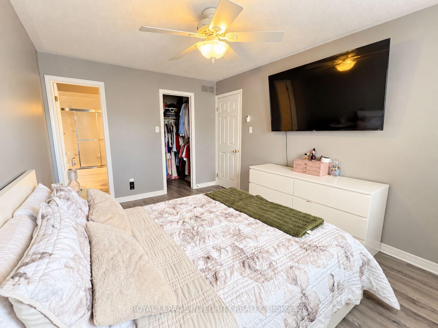 Photo 13 of 38 Redpath Drive, Ottawa, Barrhaven East — HOMEH