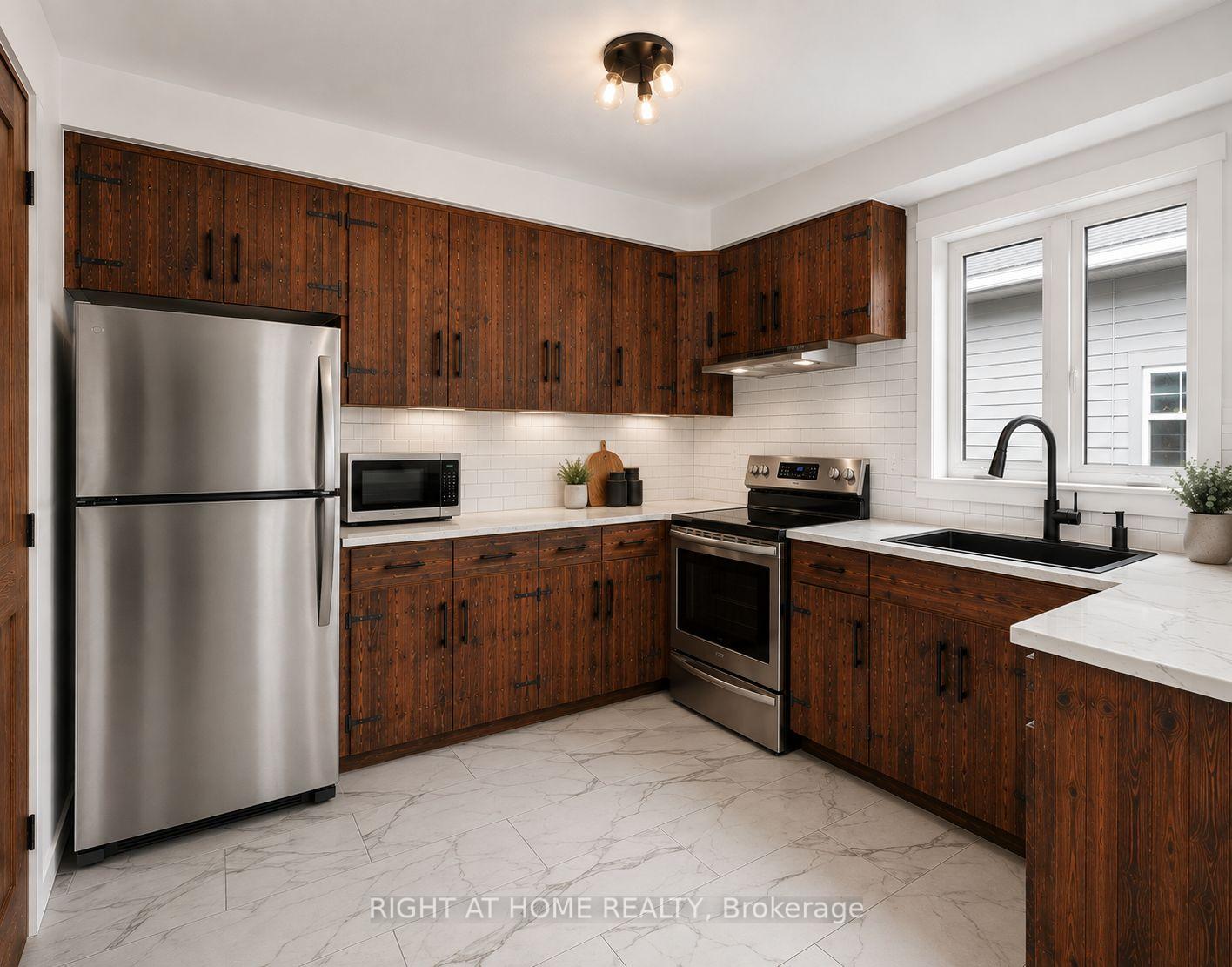 Photo 7 of 208 Ross Avenue, Sarnia — HOMEH