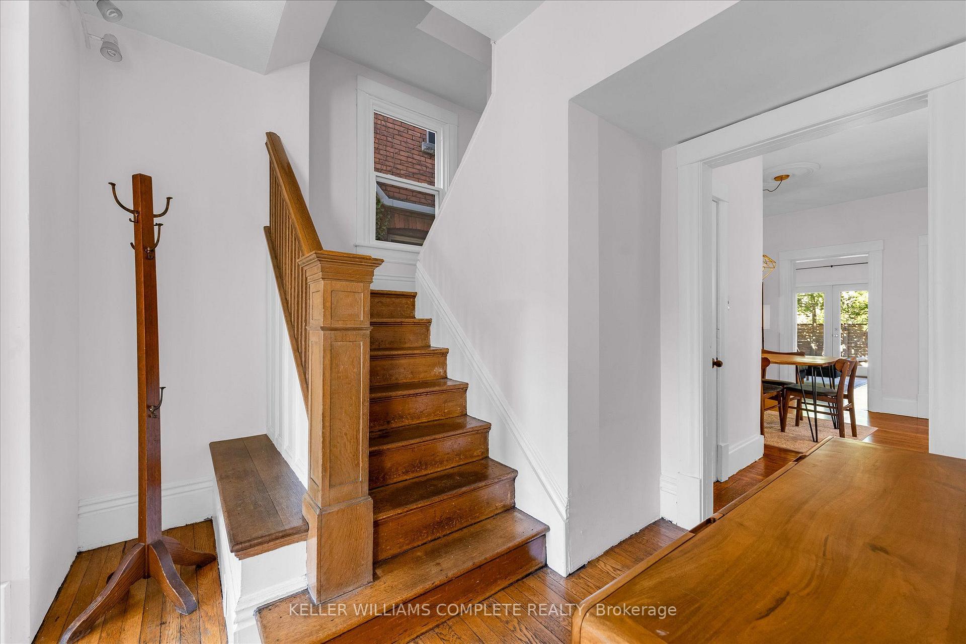 Photo 4 of 52 Fairmount Avenue, Hamilton, Kirkendall — HOMEH