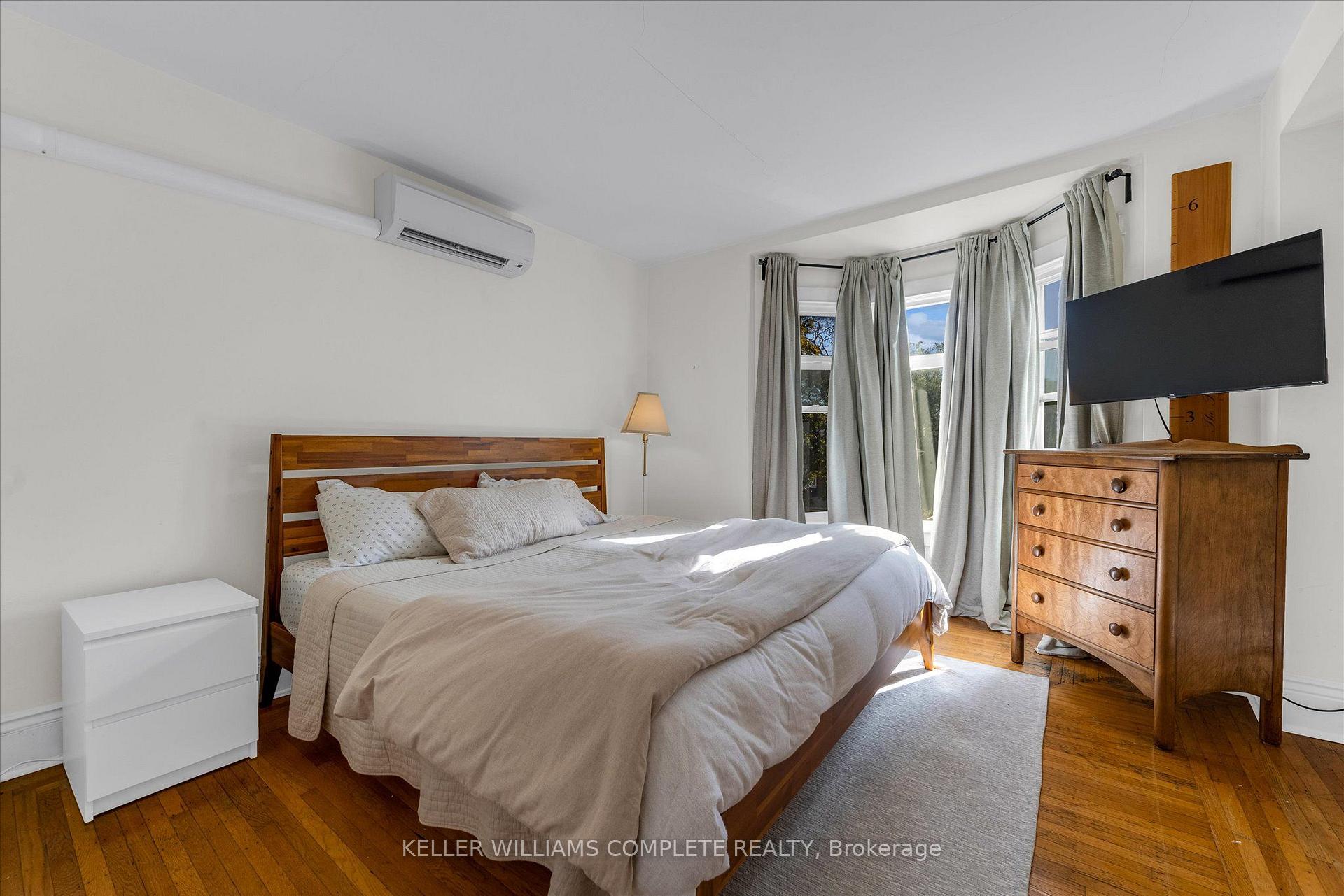 Photo 19 of 52 Fairmount Avenue, Hamilton, Kirkendall — HOMEH